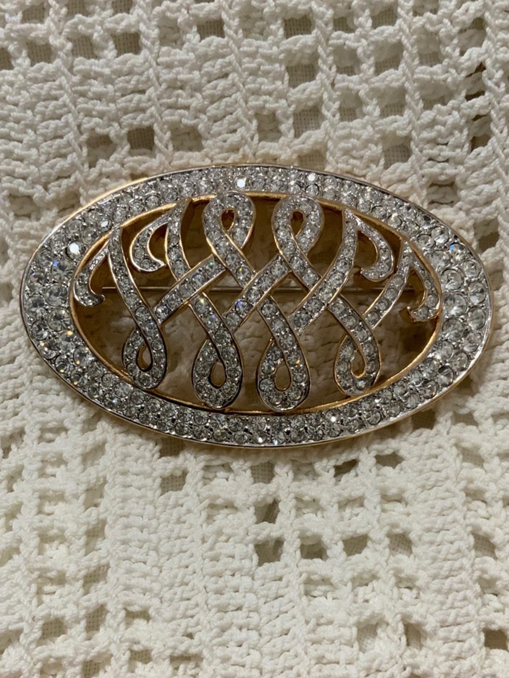 Vintage “Duchess of Windsor” brooch